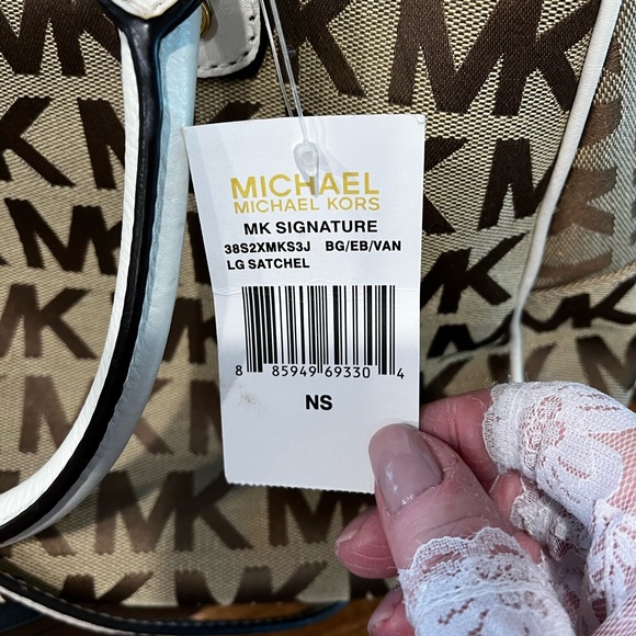 NWT Michael Kors Signature Large Tan & White Satchel - Picture 7 of 12